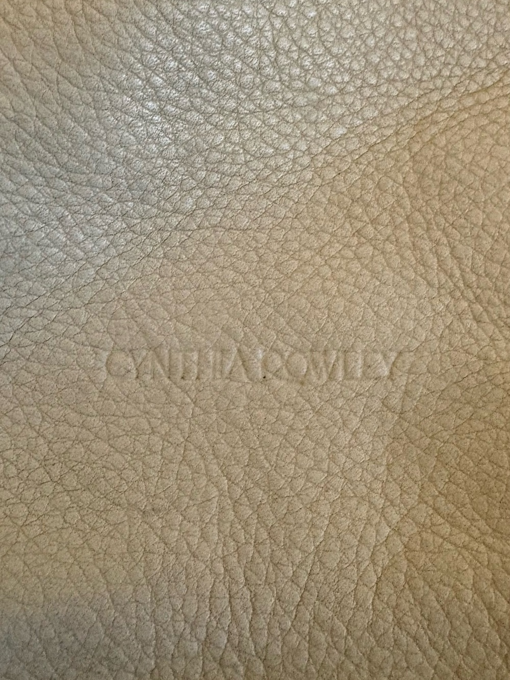 CYNTHIA ROWLEY Cream Leather Hobo Shoulder Bag - Soft Pebbled Finish - Picture 6 of 11